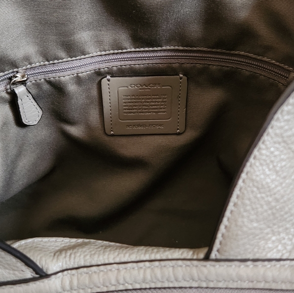 Coach Lexy Shoulder Bag - Picture 9 of 9